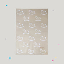 Load image into Gallery viewer, Helu Blanket in Beige