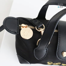 Load image into Gallery viewer, Tot Pouchette in Black