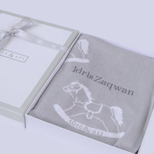 Load image into Gallery viewer, Helu Blanket in Grey