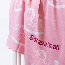Load image into Gallery viewer, Helu Blanket in Pink