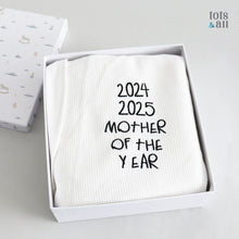 Load image into Gallery viewer, Personalised Mother&#39;s Day Bathrobe
